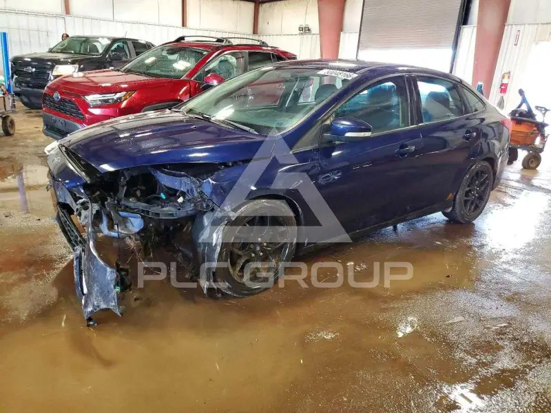 2016 Ford FOCUS photo
