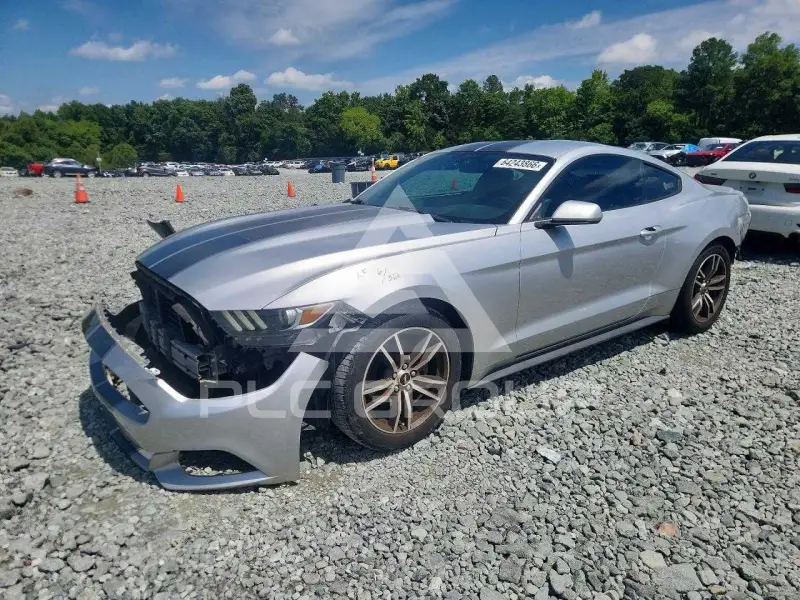 2016 Ford MUSTANG фото