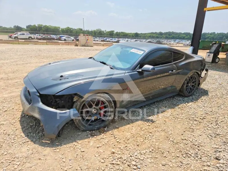 2016 Ford MUSTANG фото