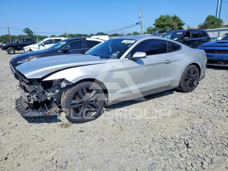 2016 Ford MUSTANG фото