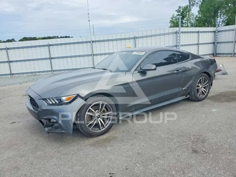 2016 Ford MUSTANG photo