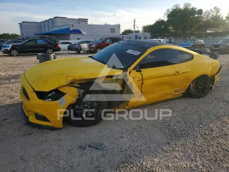 2016 Ford MUSTANG photo
