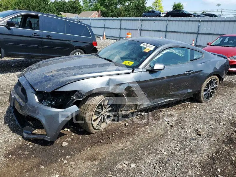 2016 Ford MUSTANG photo