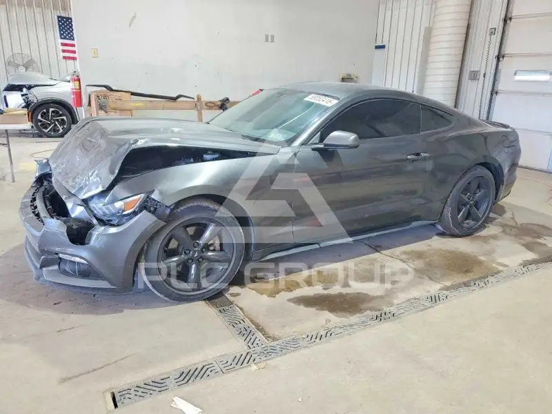 2016 Ford MUSTANG фото