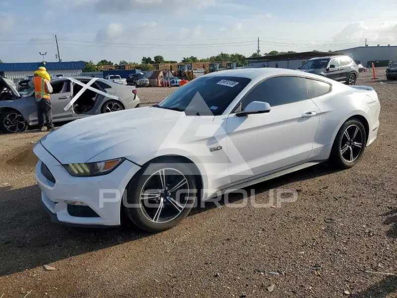2016 Ford MUSTANG фото