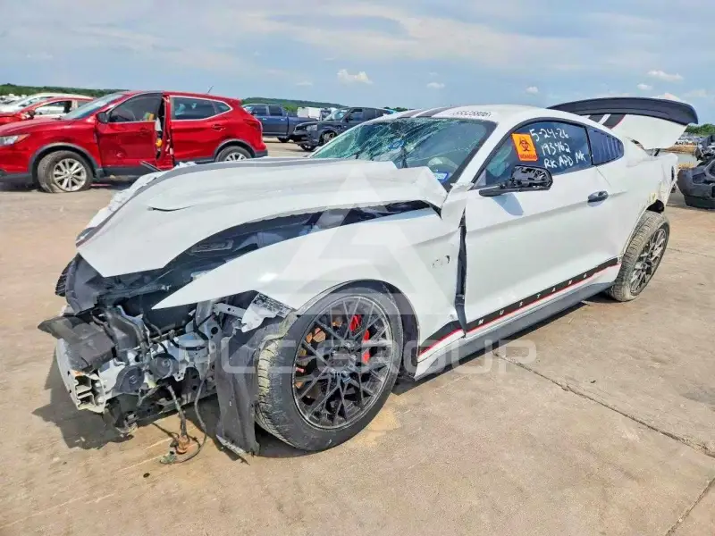 2016 Ford MUSTANG фото