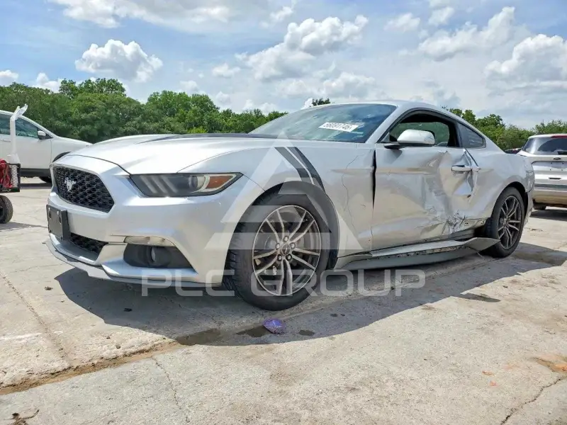 2016 Ford MUSTANG фото