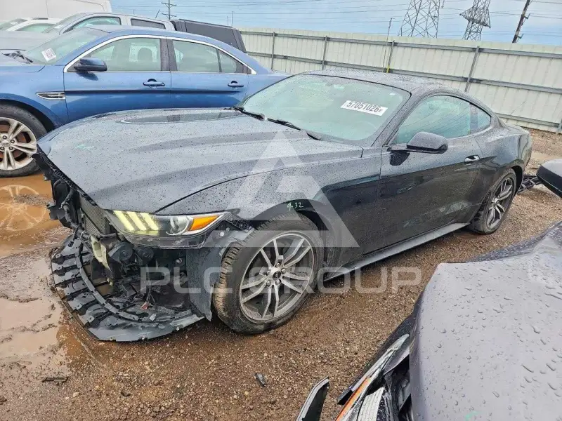 2016 Ford MUSTANG photo