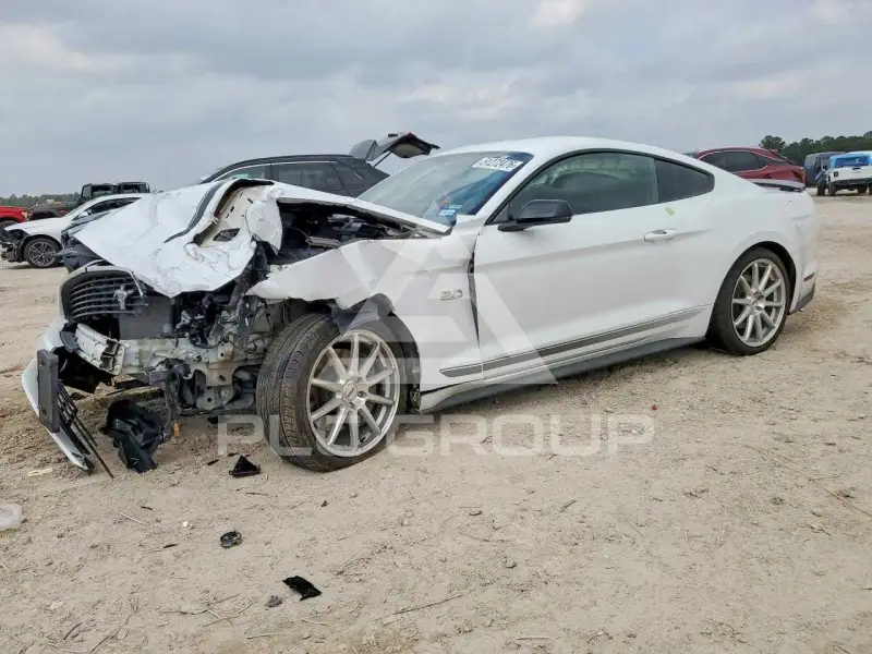 2016 Ford MUSTANG photo