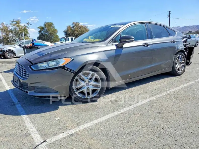 2016 Ford FUSION фото