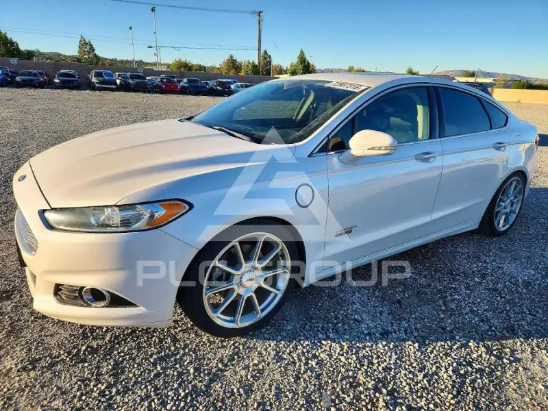 2016 Ford FUSION фото
