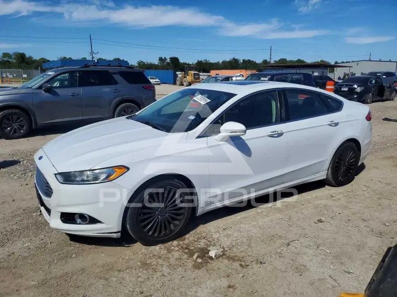 2016 Ford FUSION фото
