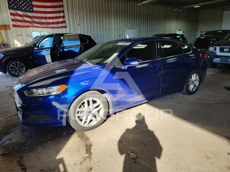 2016 Ford FUSION photo