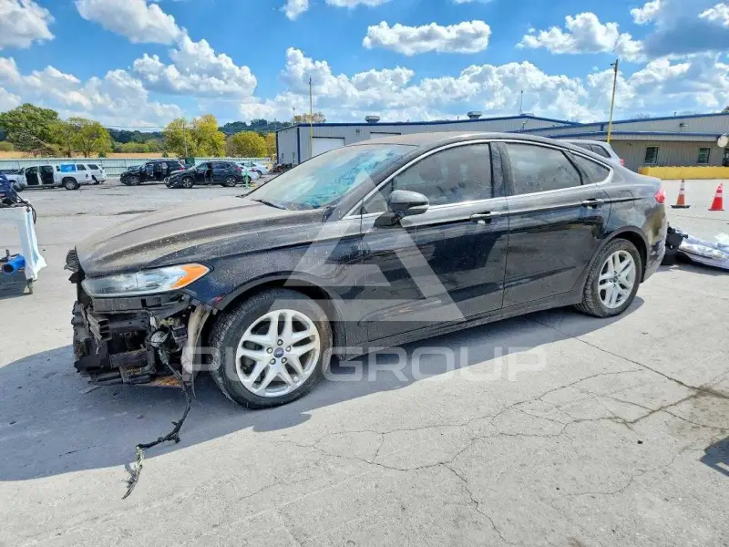 2016 Ford FUSION фото