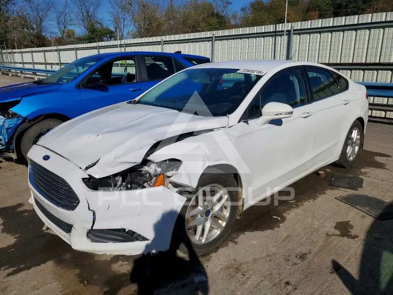 2016 Ford FUSION photo