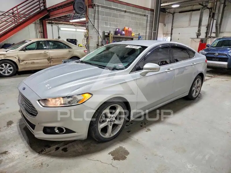 2016 Ford FUSION фото