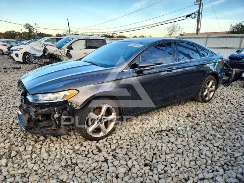 2016 Ford FUSION фото