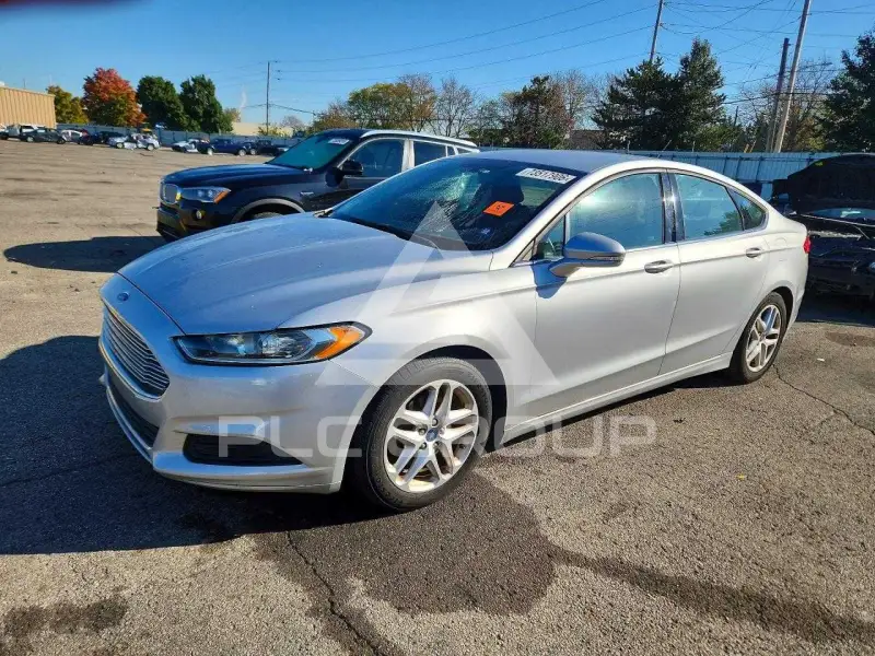 2016 Ford FUSION фото