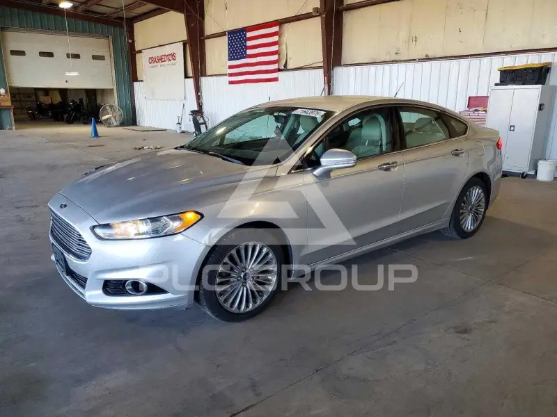 2016 Ford FUSION фото