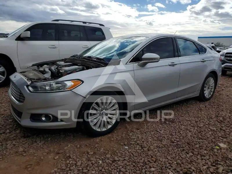 2016 Ford FUSION фото