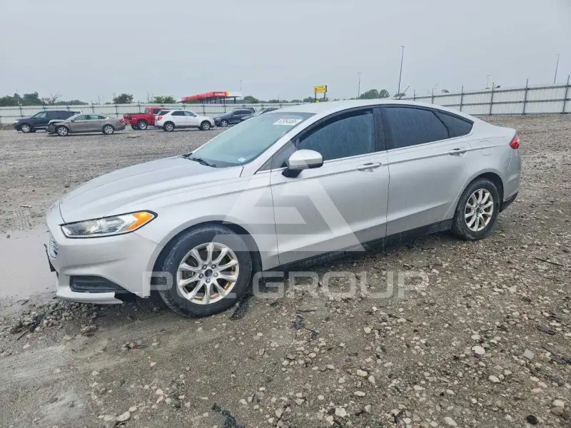 2016 Ford FUSION photo