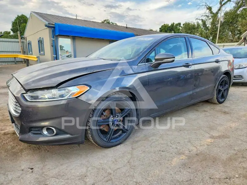 2016 Ford FUSION фото