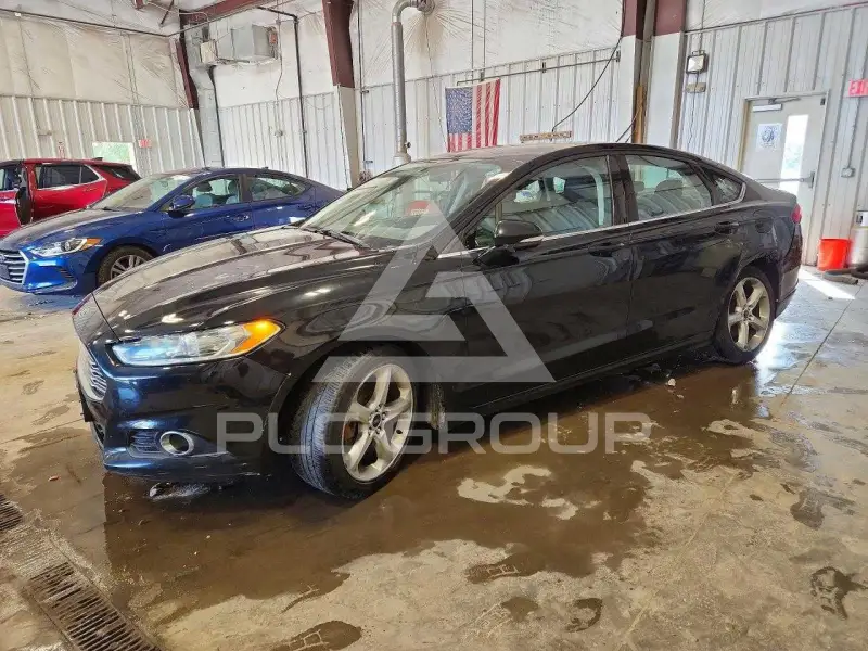 2016 Ford FUSION photo