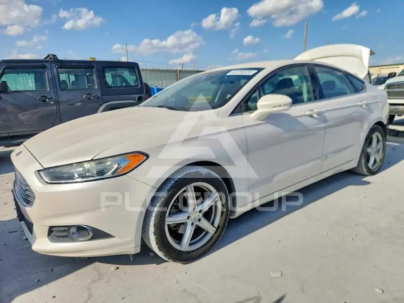 2016 Ford FUSION фото