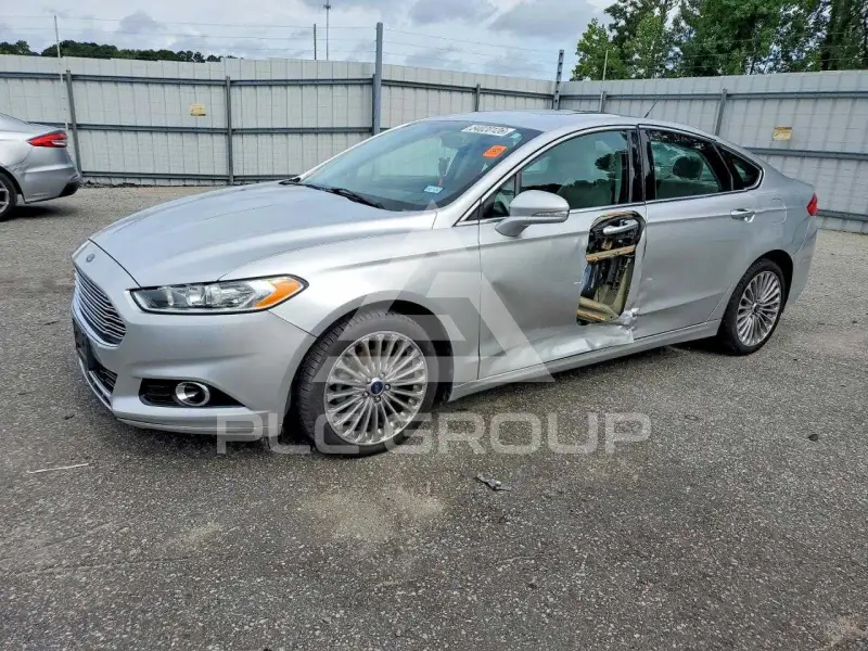 2016 Ford FUSION фото
