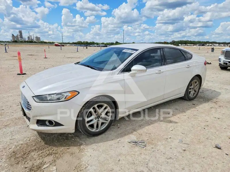 2016 Ford FUSION фото