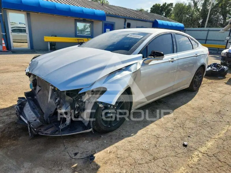 2016 Ford FUSION фото