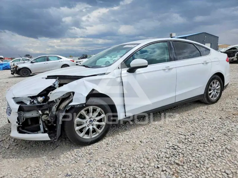 2016 Ford FUSION фото