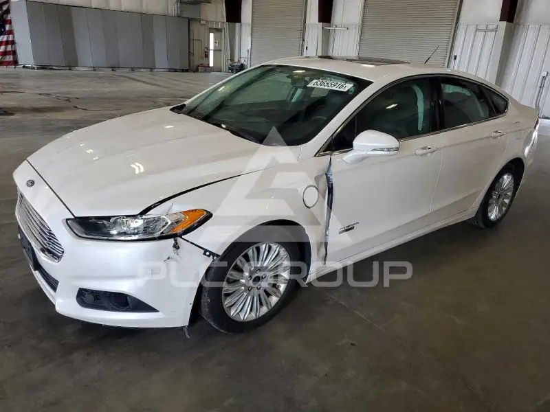 2016 Ford FUSION photo