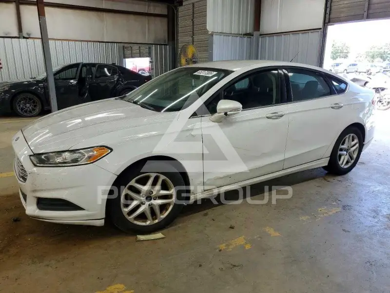 2016 Ford FUSION photo