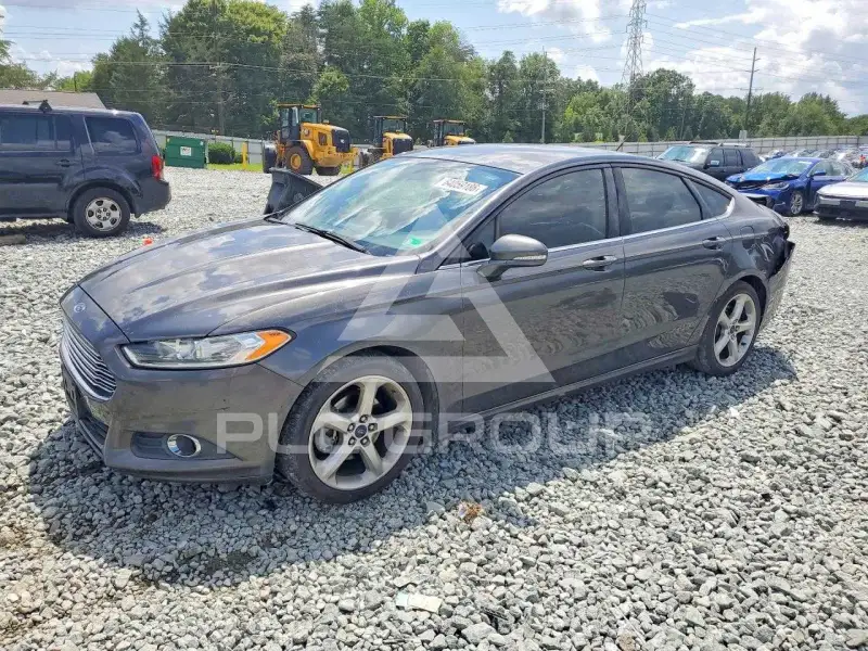 2016 Ford FUSION photo