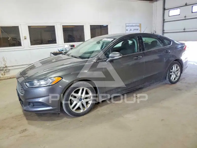 2016 Ford FUSION фото