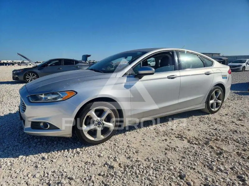 2016 Ford FUSION фото