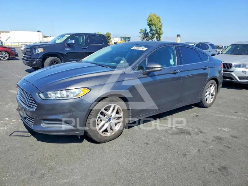 2016 Ford FUSION photo