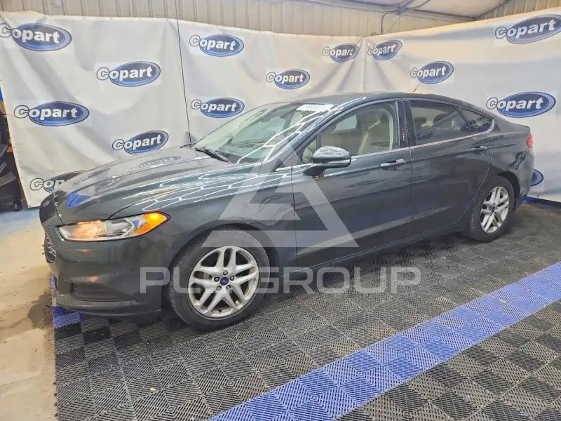 2016 Ford FUSION photo