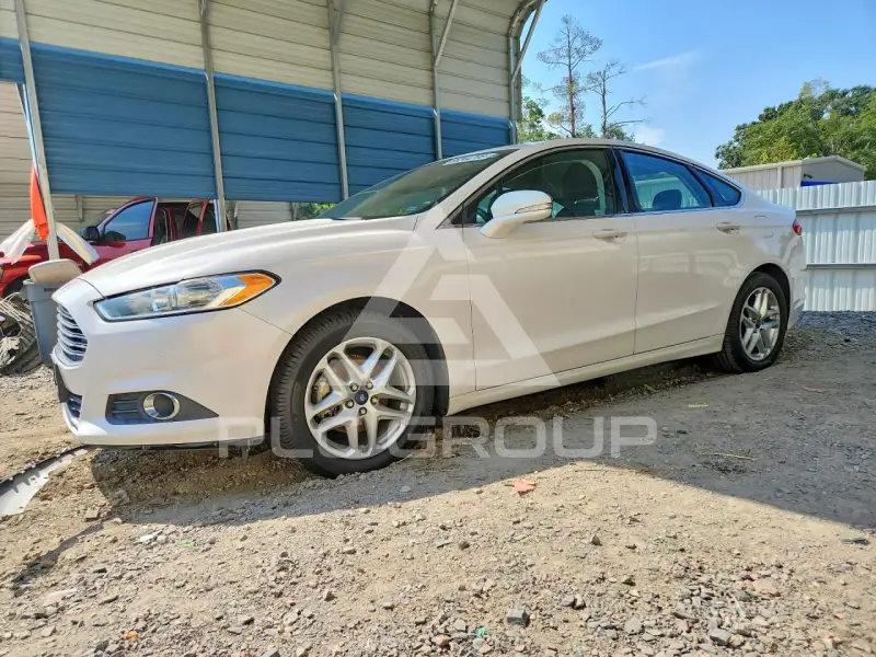 2016 Ford FUSION фото
