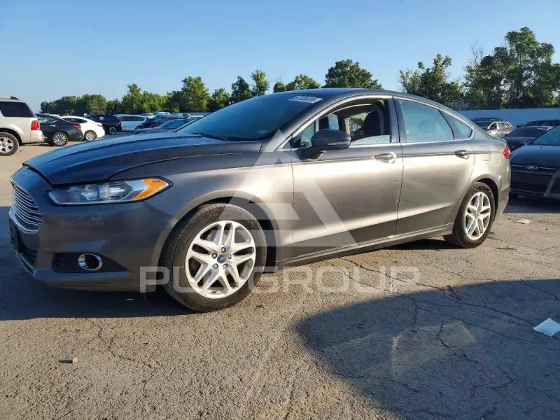 2016 Ford FUSION фото