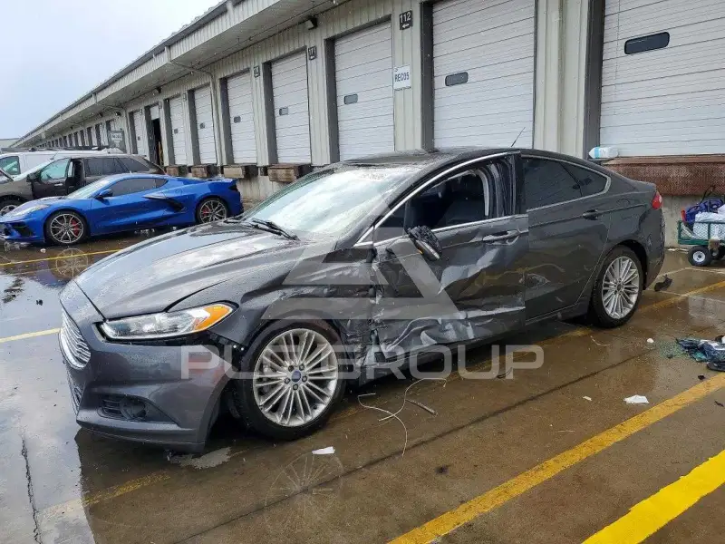 2016 Ford FUSION photo