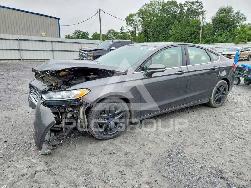 2016 Ford FUSION фото