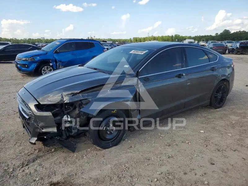 2016 Ford FUSION фото