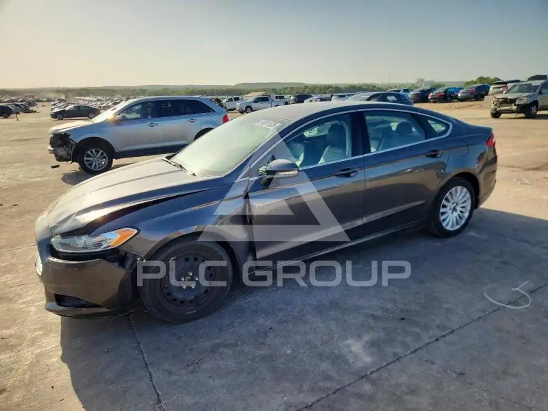2016 Ford FUSION фото
