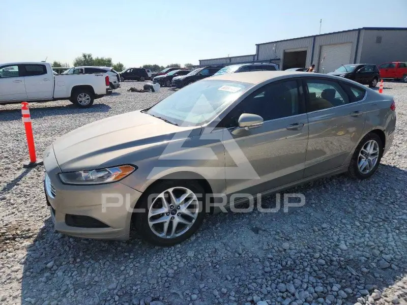 2016 Ford FUSION photo