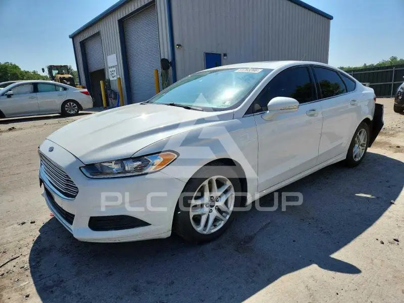 2016 Ford FUSION photo