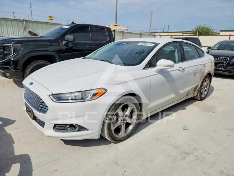 2016 Ford FUSION фото