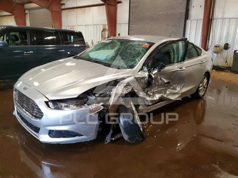 2016 Ford FUSION photo