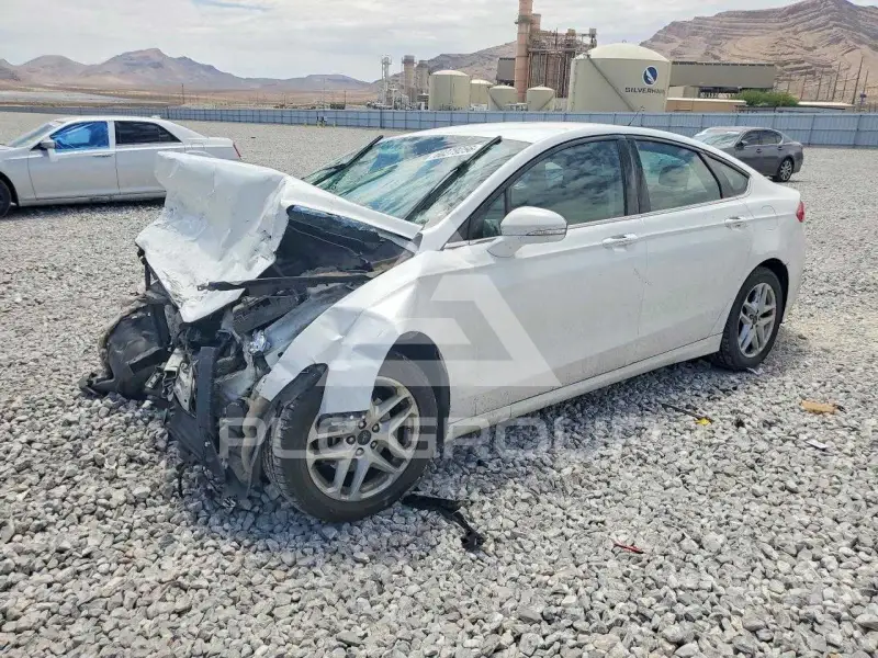 2016 Ford FUSION фото